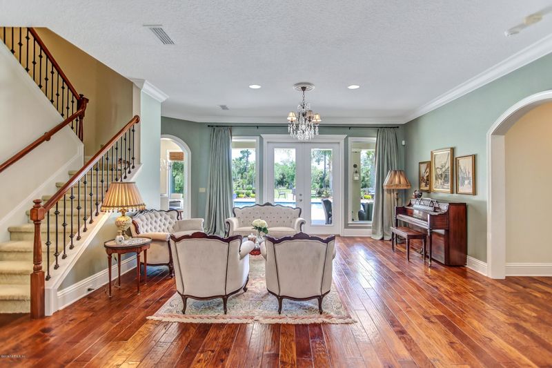 4451 Royal Tern Ct, Jacksonville Beach, FL 32250