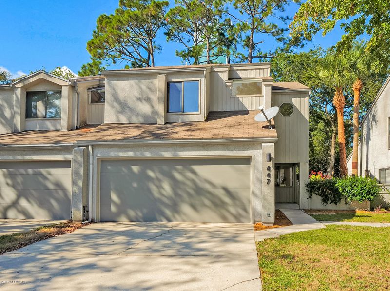447 Selva Lakes Cir, Atlantic Beach, FL 32233