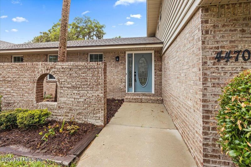 4470 River Trail Rd, Jacksonville, FL 32277