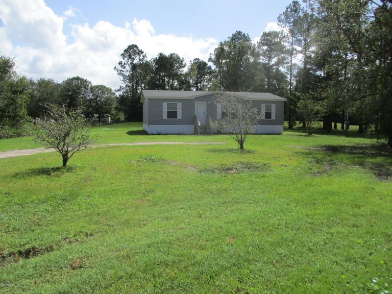 44738 Pinebreeze Cir, Callahan, FL 32011