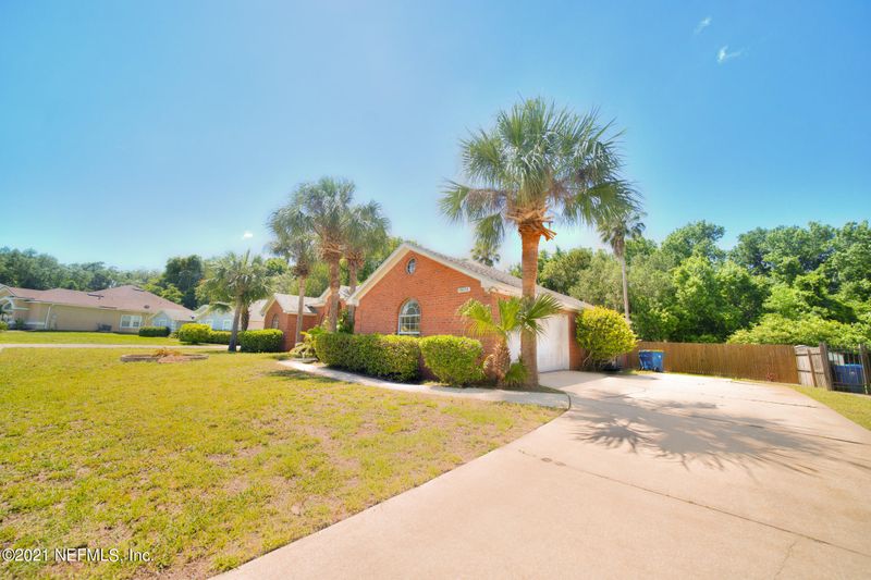 4474 Majestic Bluff Dr N, Jacksonville, FL 32225