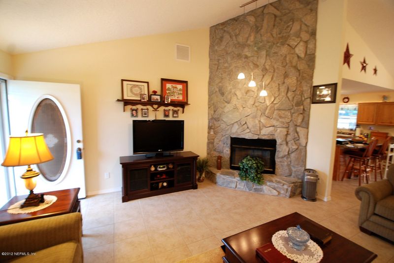 44850 Green Meadows Ln, Callahan, FL 32011
