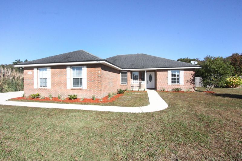 44972 Green Meadows Ln, Callahan, FL 32011