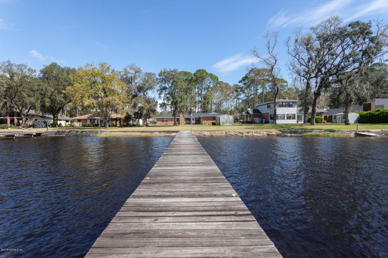 450 Broward Rd, Jacksonville, FL 32218