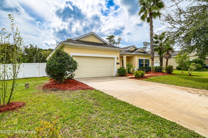 450 Hefferon Dr, St Augustine, FL 32084