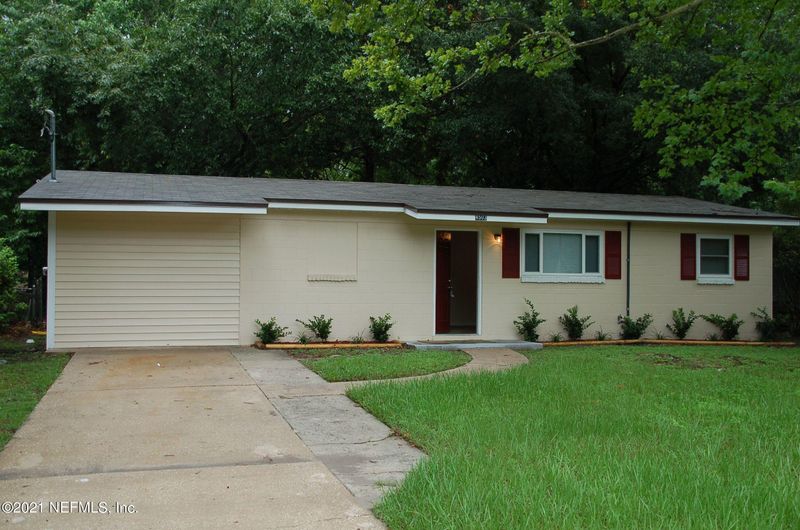 4503 Melvin Cir W, Jacksonville, FL 32210