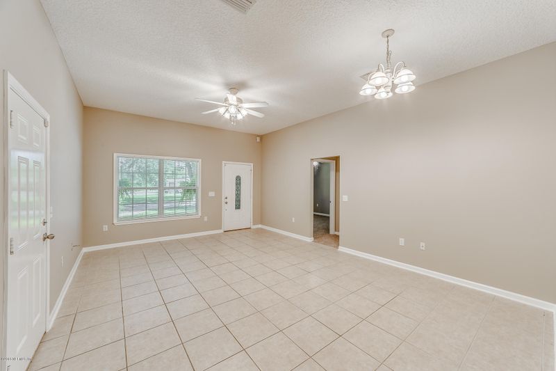 45037 Booth St, Callahan, FL 32011