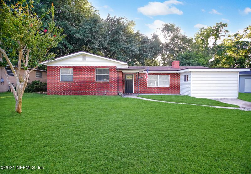 4504 Anvers Blvd, Jacksonville, FL 32210