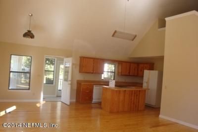 45045 2nd Ave, Callahan, FL 32011