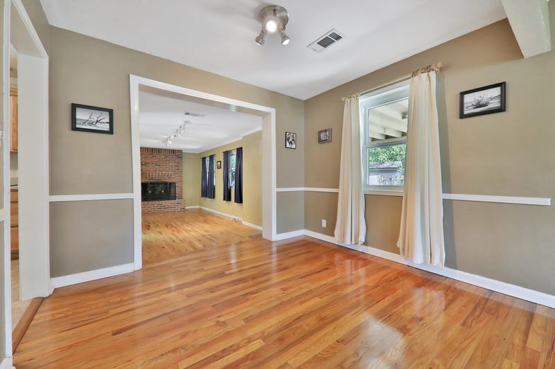 4510 Water Oak Ln, Jacksonville, FL 32210