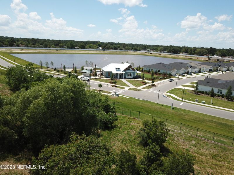 4511 Sun Garden Dr, Jacksonville, FL 32257