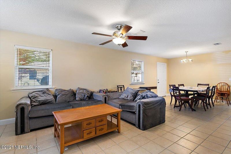 45126 Airstream Ave, Callahan, FL 32011