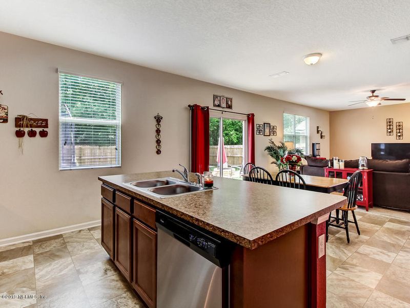 45141 Dutton Way, Callahan, FL 32011