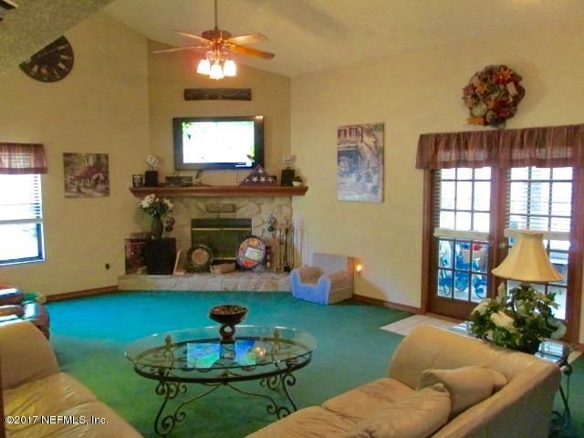 4515 Allaboard Dr, Middleburg, FL 32068