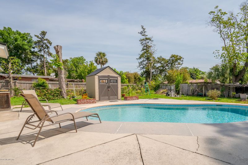4519 Barnes Rd, Jacksonville, FL 32207
