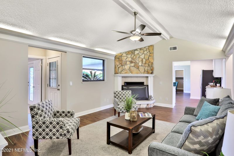 4521 Forest Haven Dr, Jacksonville, FL 32257