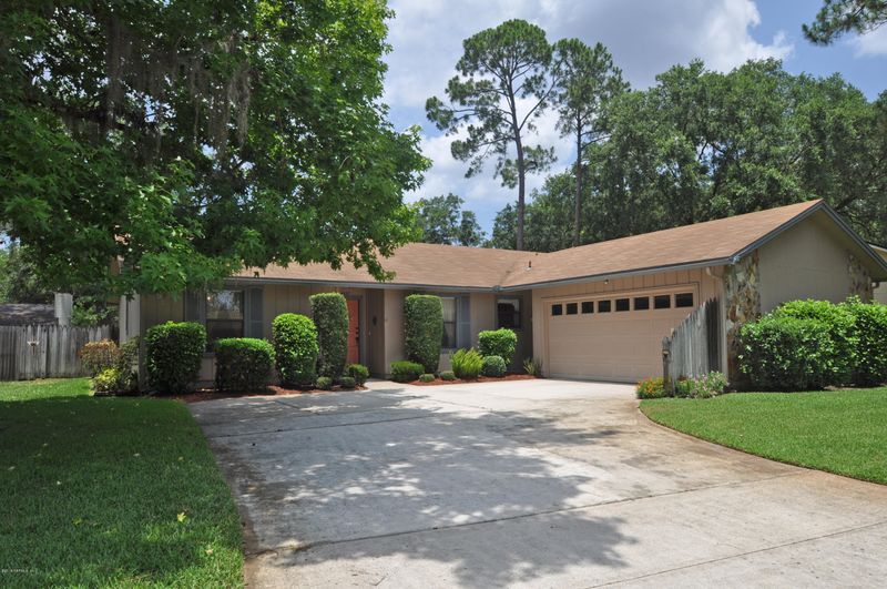 4527 Tea Time Ln, Jacksonville, FL 32257