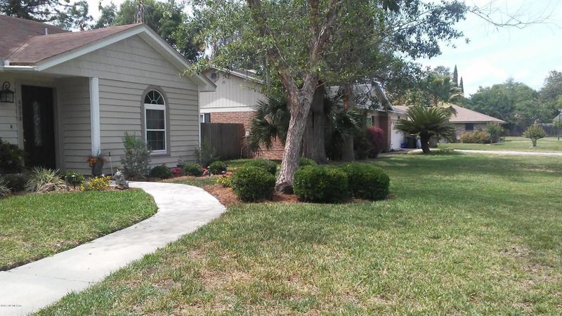 4530 Bull Run Rd, Jacksonville, FL 32210