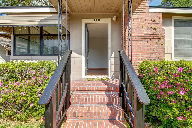4531 Post St, Jacksonville, FL 32205