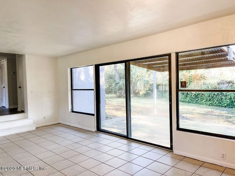4535 Rainer Rd, Jacksonville, FL 32210