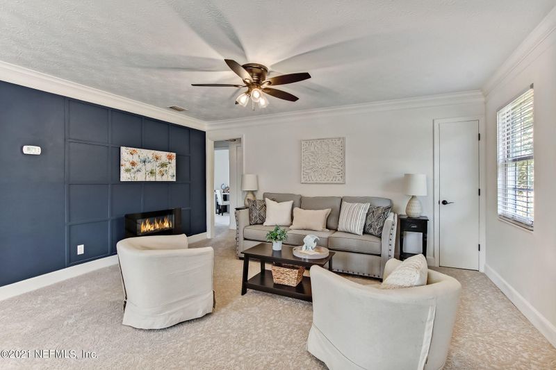 45406 Pickett St, Callahan, FL 32011