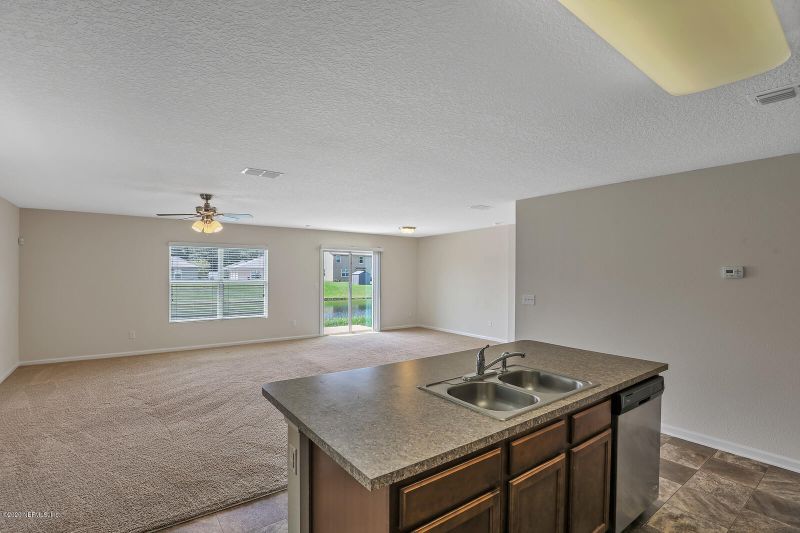 45458 Ingleham Cir, Callahan, FL 32011