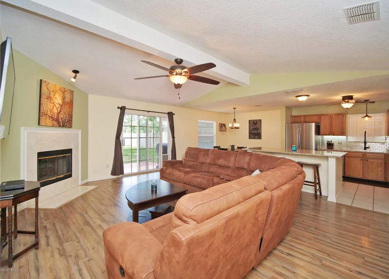 4546 Blue Stream Ln N, Jacksonville, FL 32224