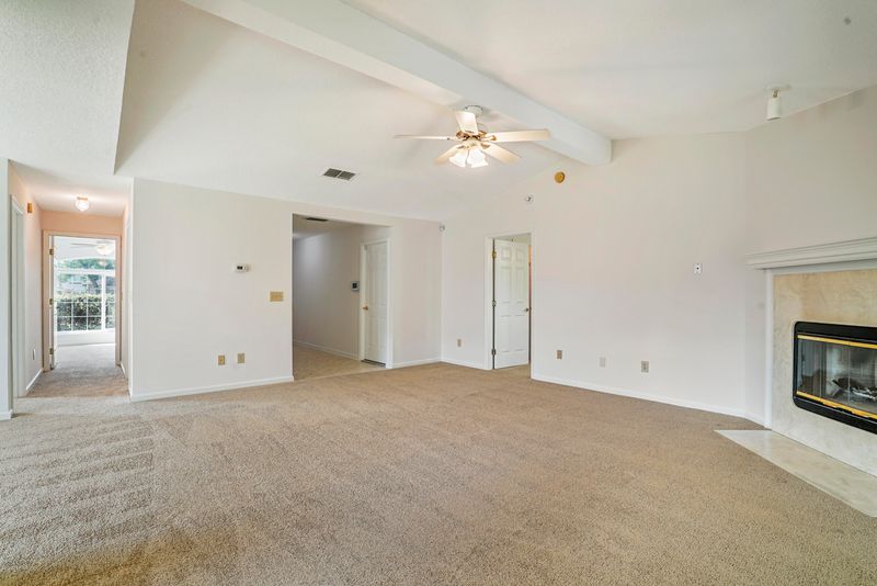 4546 Mountain Brook Ln, Jacksonville, FL 32224