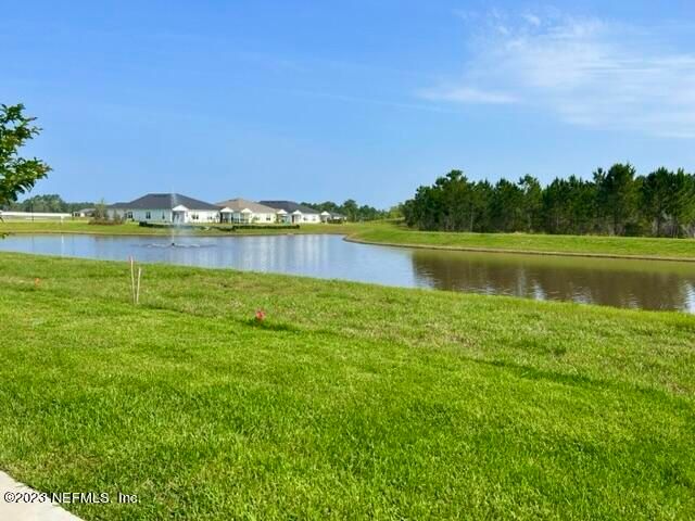 4547 Sun Garden Dr, Jacksonville, FL 32257