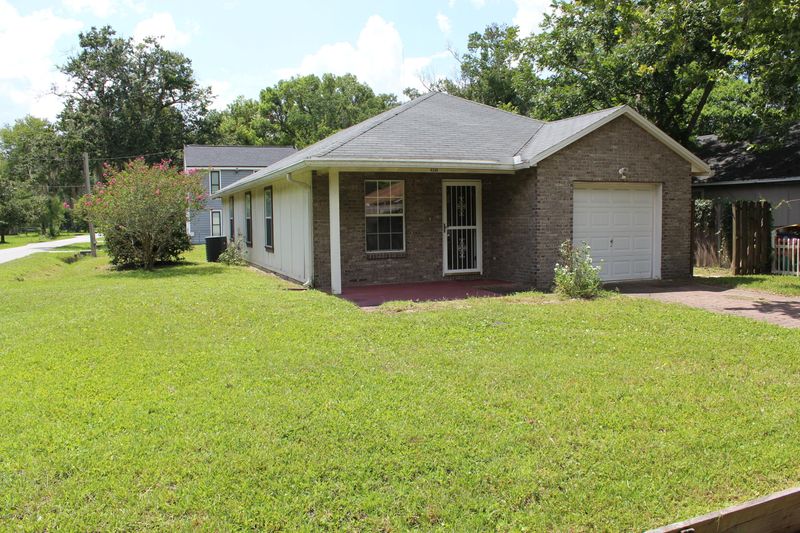 4556 Clairmont Rd, Jacksonville, FL 32207