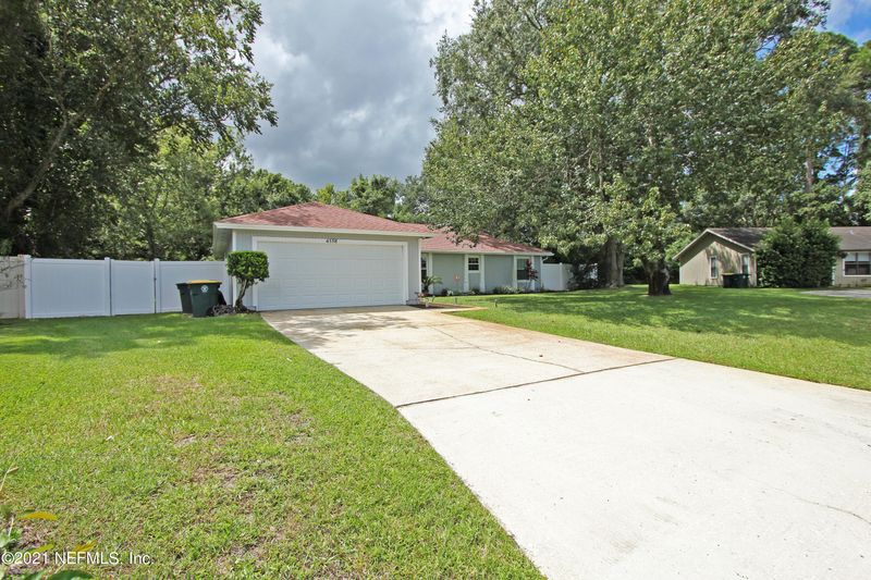 4558 Forest Haven Dr S, Jacksonville, FL 32257