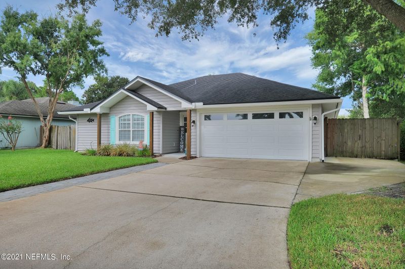 4562 Blue Stream Ln N, Jacksonville, FL 32224