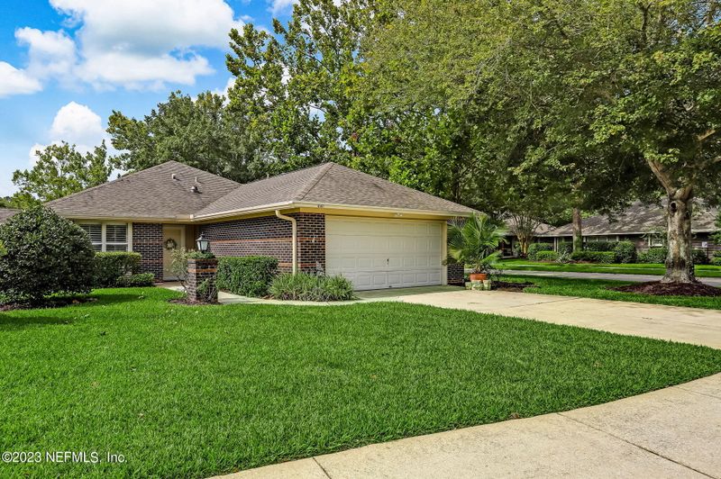 4567 Middleton Park Cir W, Jacksonville, FL 32224
