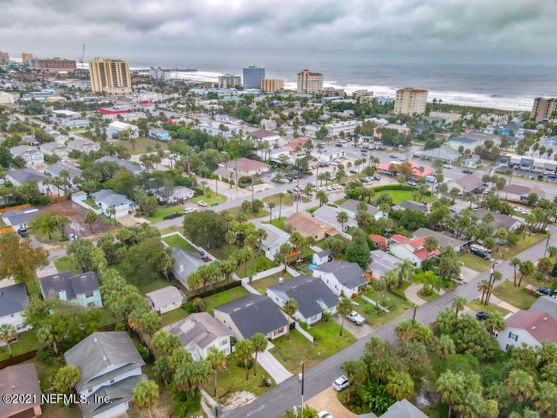 457-459 7th Ave S, Jacksonville Beach, FL 32250