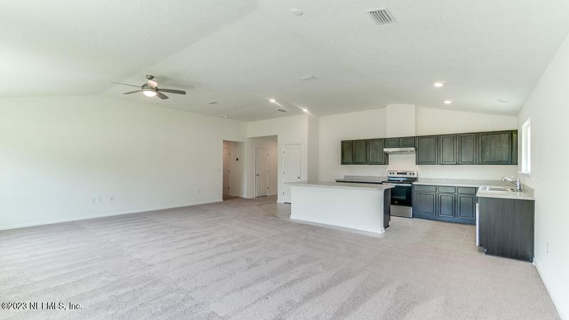 4578 Prosperity Way, Jacksonville, FL 32210