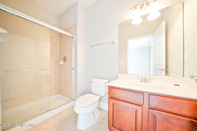 4579 Capital Dome Dr, Jacksonville, FL 32246
