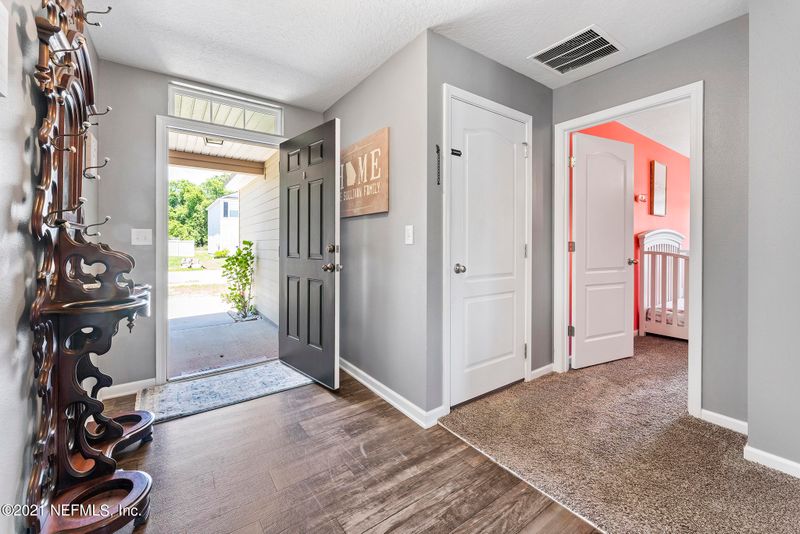 458 Harley Dr, Jacksonville, FL 32218