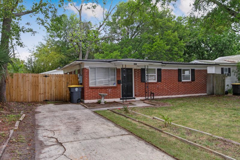 4581 Appleton Ave, Jacksonville, FL 32210