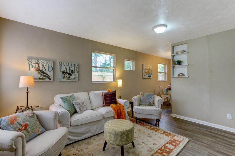 4581 Appleton Ave, Jacksonville, FL 32210