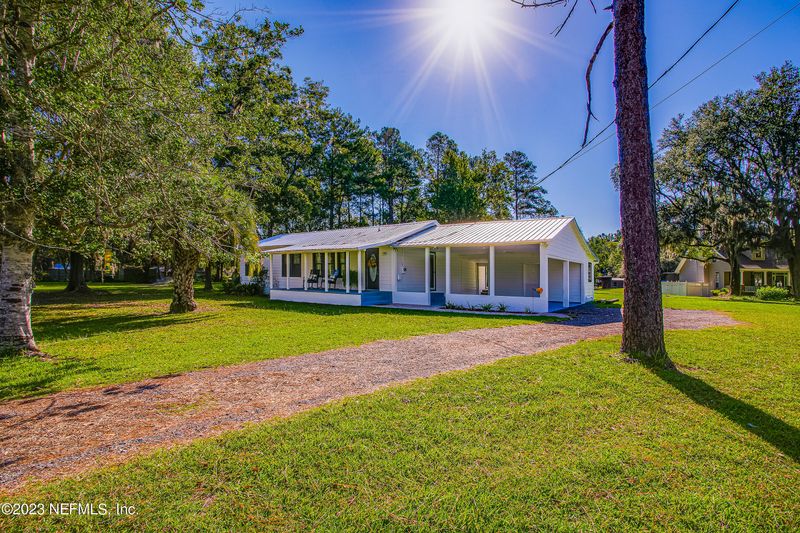 45824 Pickett St, Callahan, FL 32011