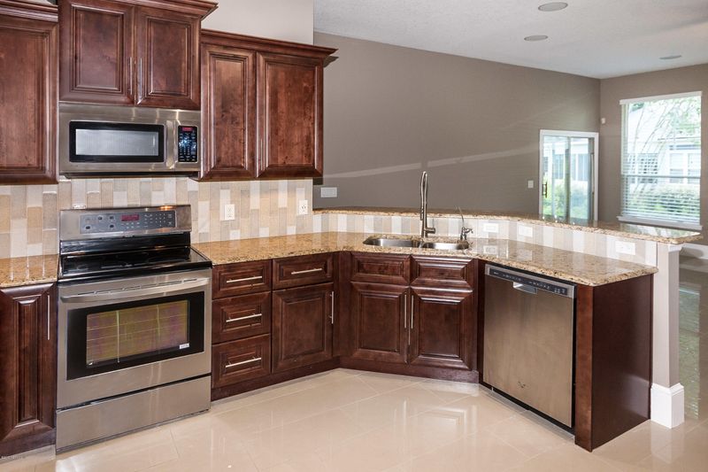 4585 Cape Sable Ct, Jacksonville, FL 32277