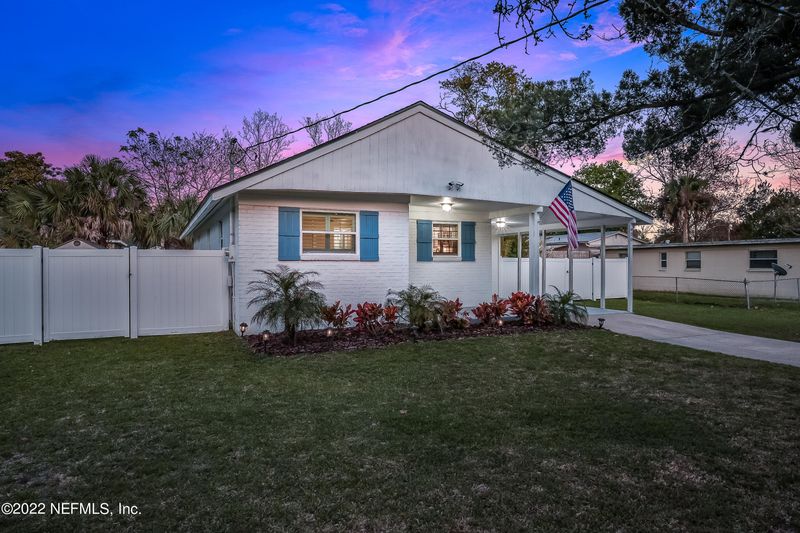 459 Skate Rd, Atlantic Beach, FL 32233
