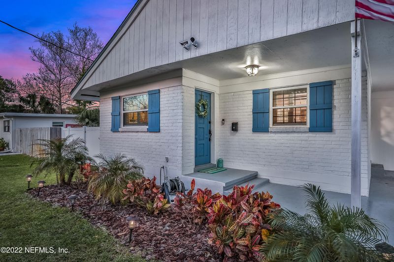 459 Skate Rd, Atlantic Beach, FL 32233