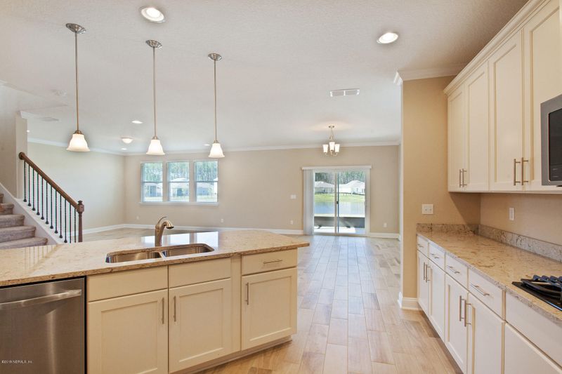 46 Ghillie Brogue Ln, St Johns, FL 32259