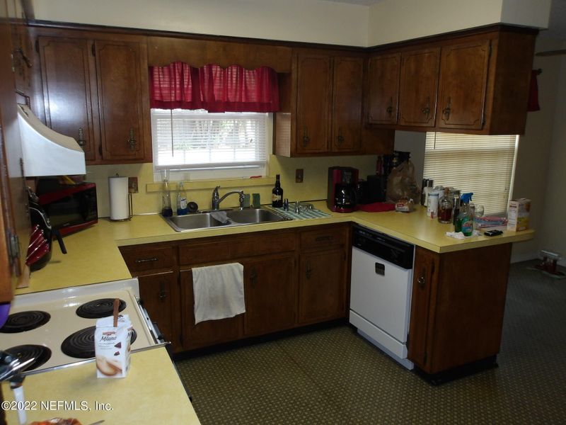 46 Vanderford Rd E, Orange Park, FL 32073