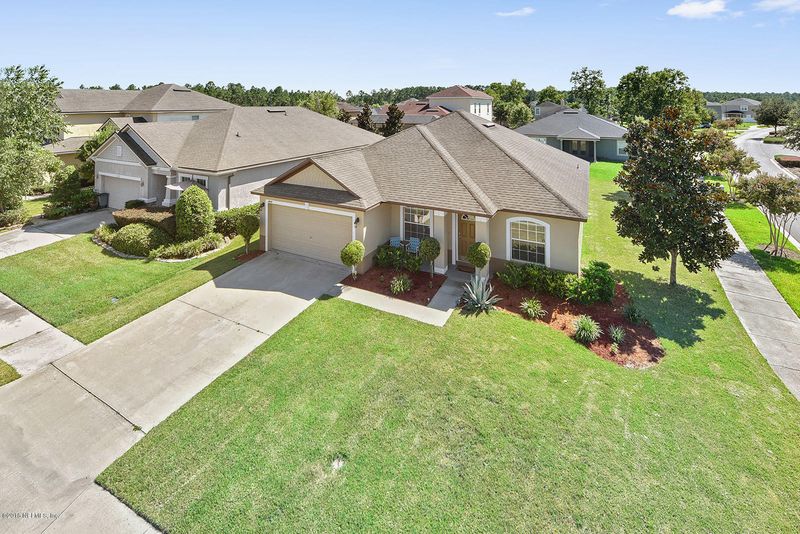 4600 Pine Lake Dr, Middleburg, FL 32068