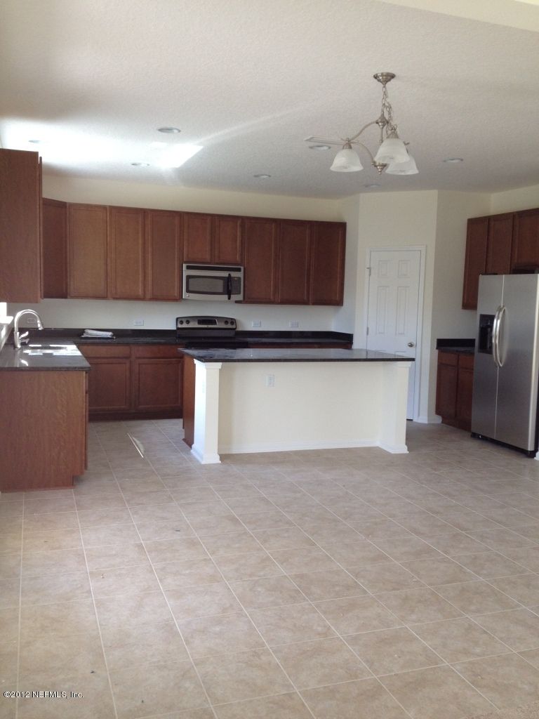 4608 Pine Lake Dr, Middleburg, FL 32068
