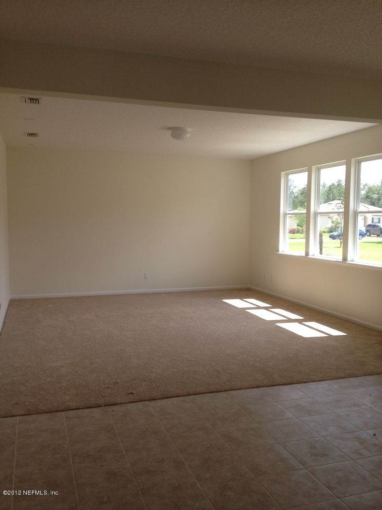4608 Pine Lake Dr, Middleburg, FL 32068