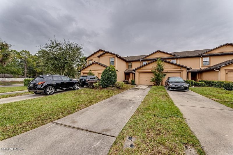 4609 Gerber Ct, Jacksonville, FL 32210