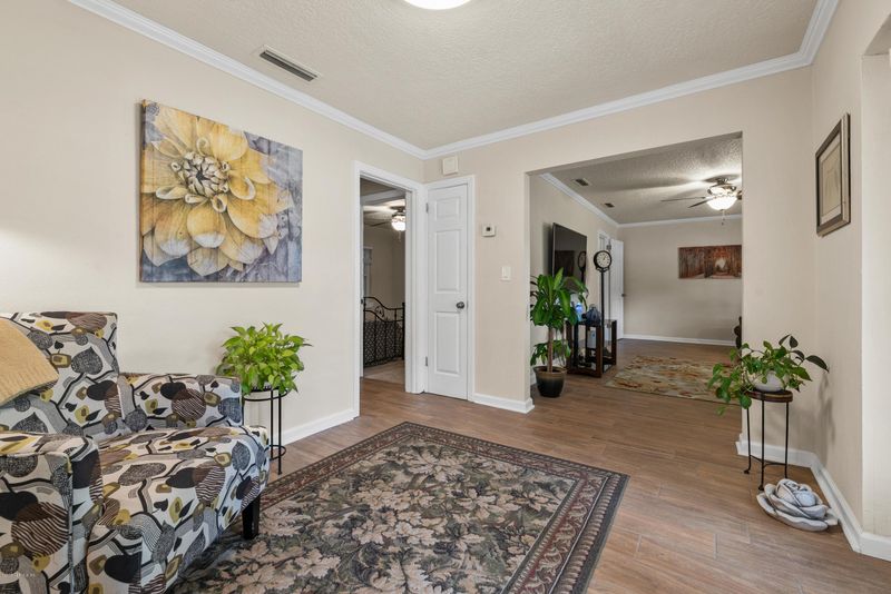 4615 W Solandra Cir, Jacksonville, FL 32210